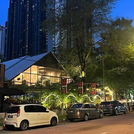 Reizz Residence By Elysium Kuala Lumpur Exterior photo