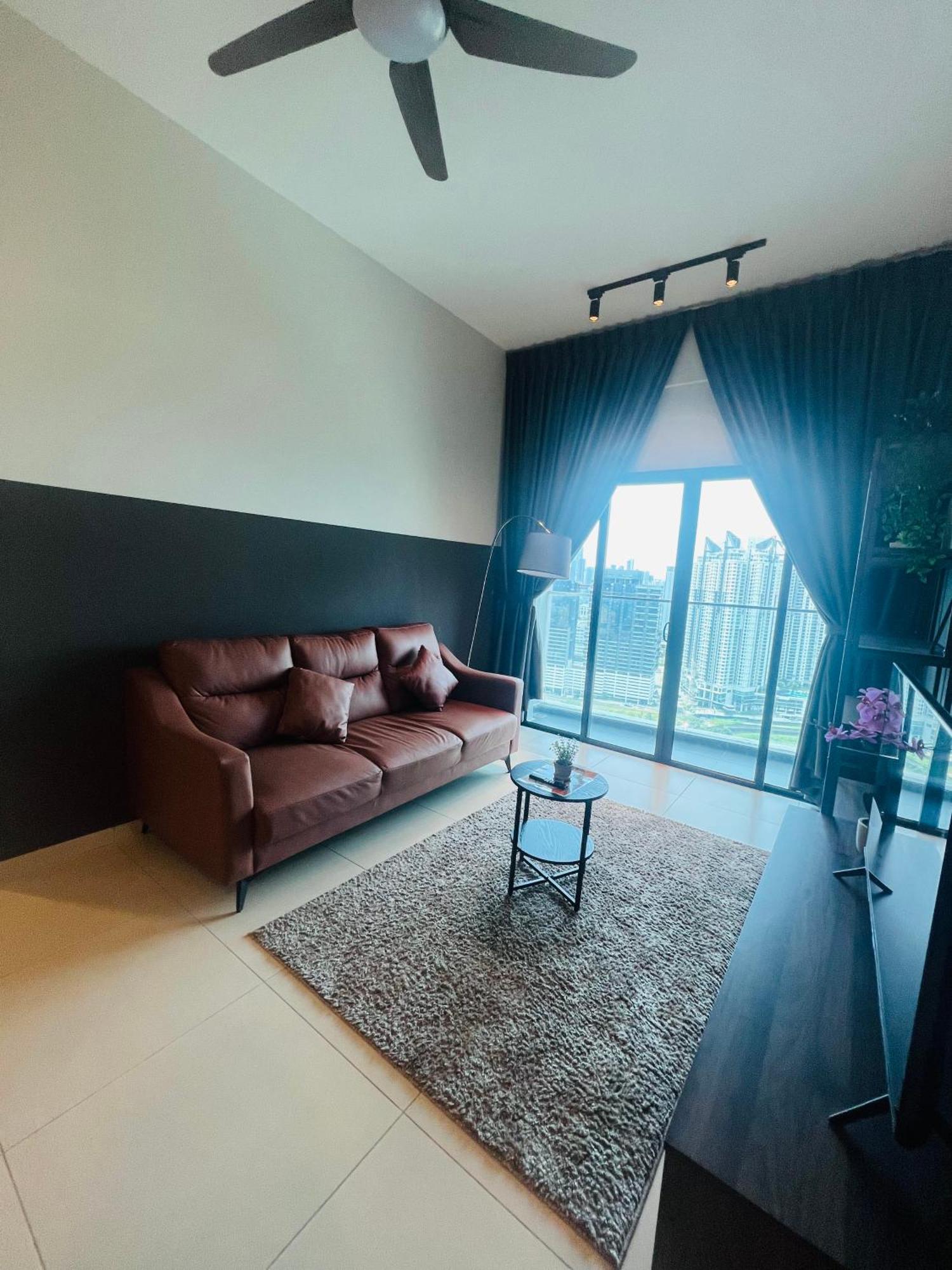 Reizz Residence By Elysium Kuala Lumpur Exterior photo