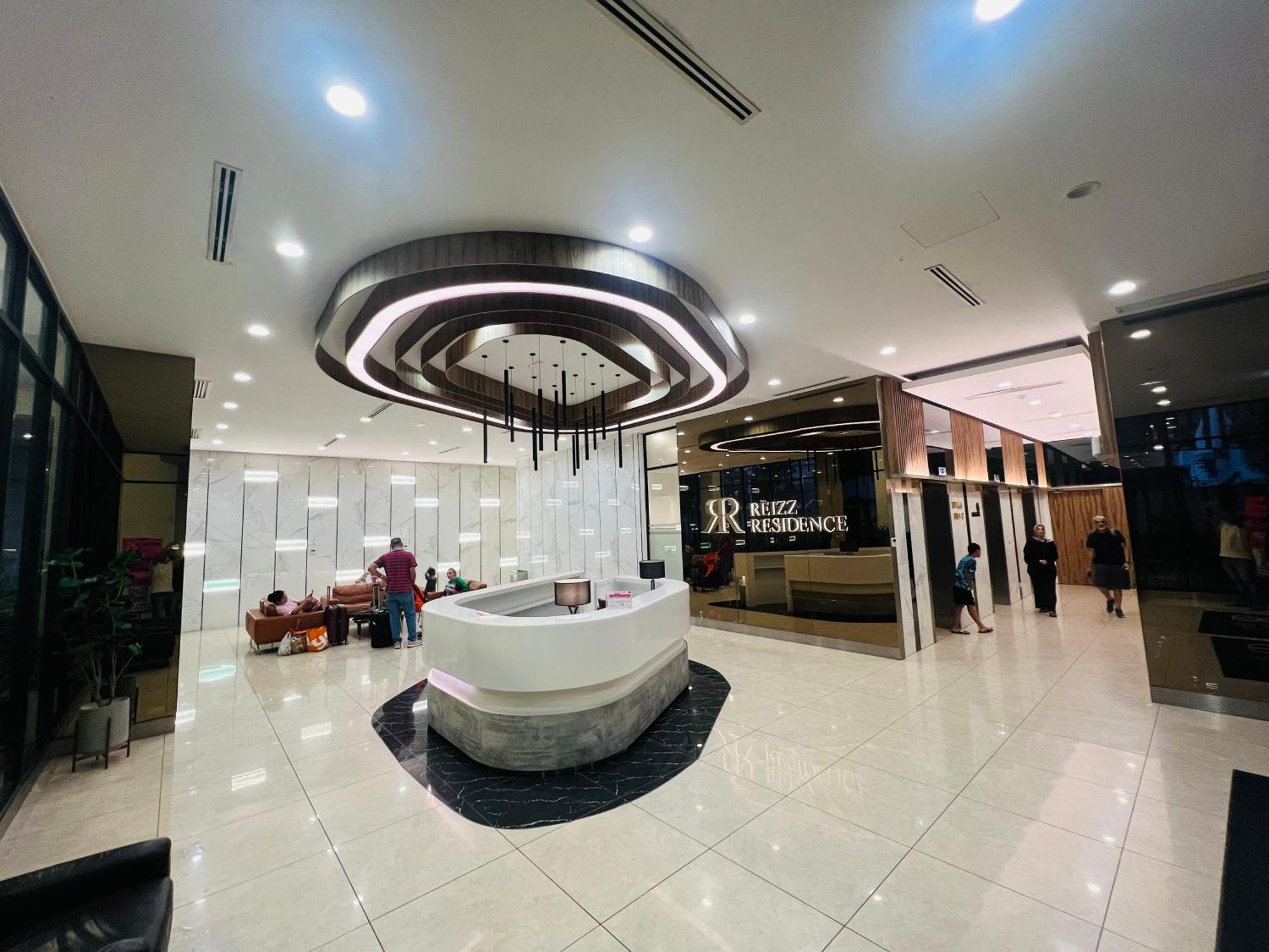Reizz Residence By Elysium Kuala Lumpur Exterior photo